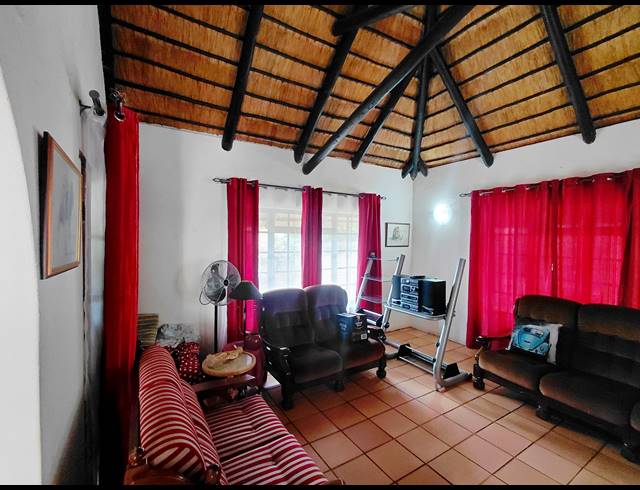 3 BEDROOM FREESTANDING FOR SALE IN BENDOR